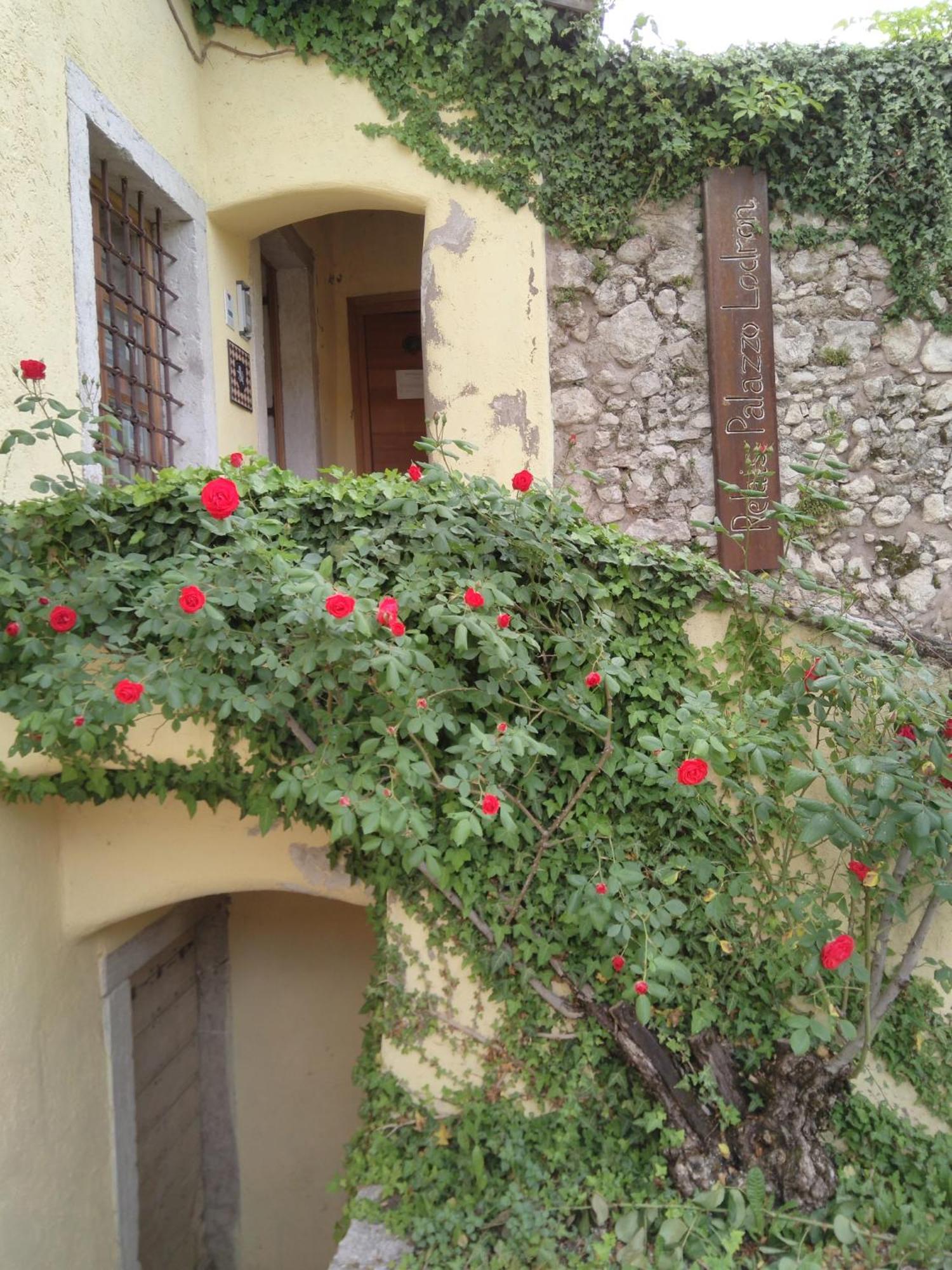 Relais Palazzo Lodron Otel Rovereto  Dış mekan fotoğraf